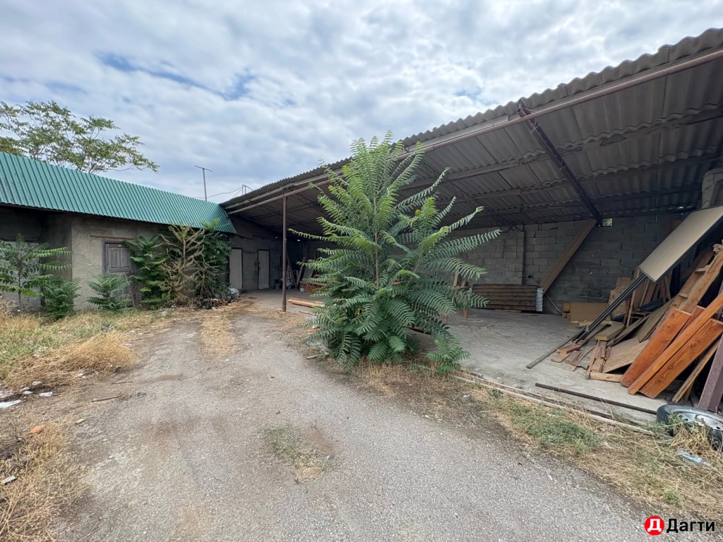 Помещение свободного назначения, 7000 м², Собственник