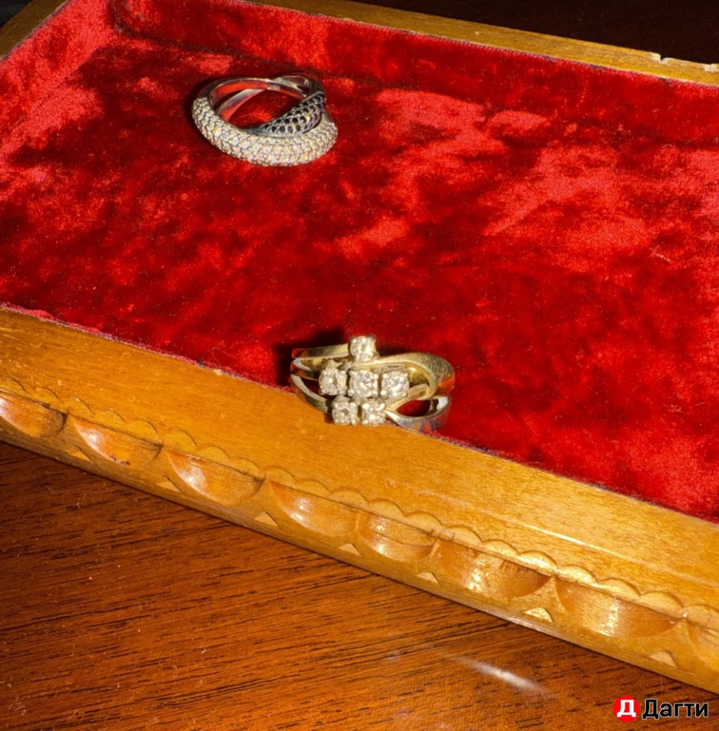 Кольцо с бриллиантами