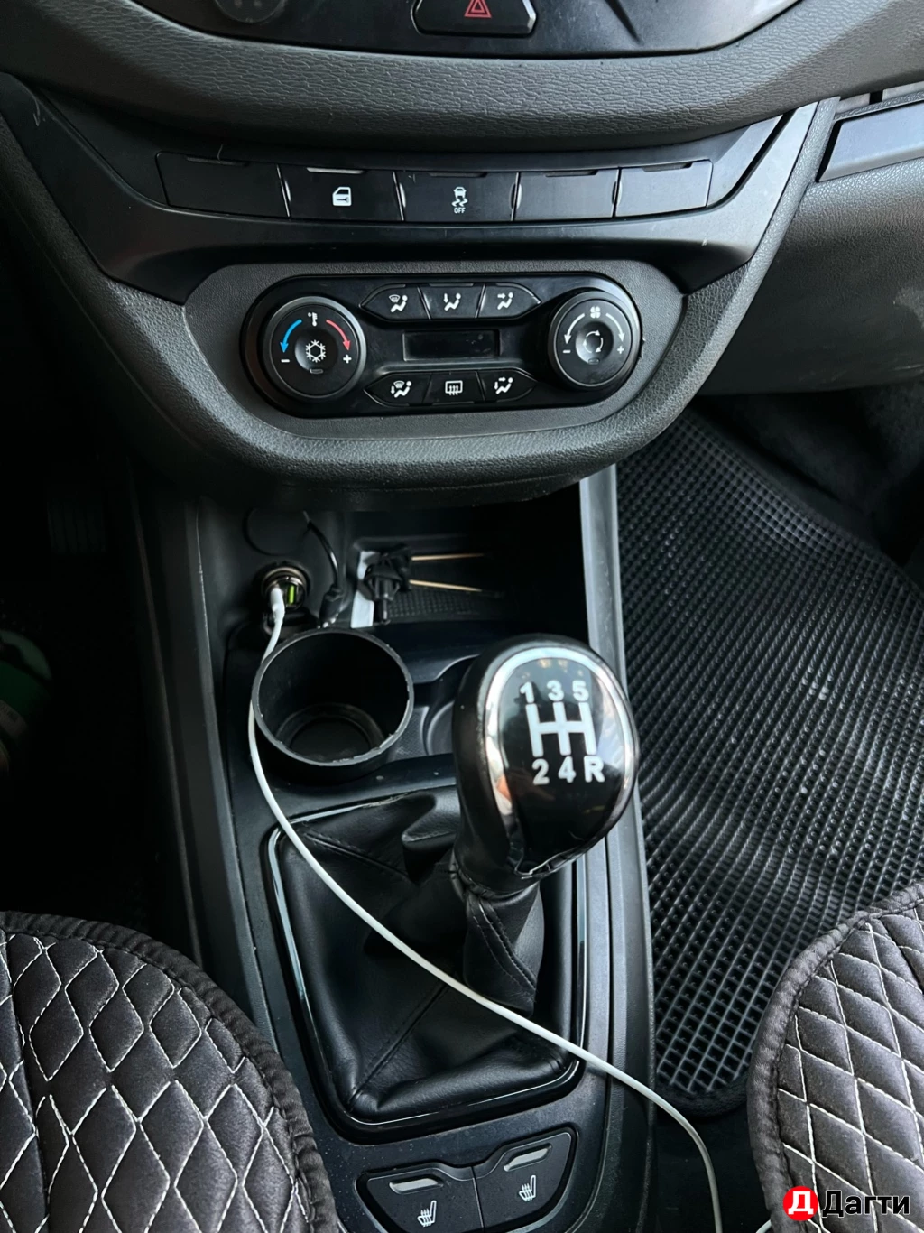 LADA (ВАЗ) Vesta, 2019 года