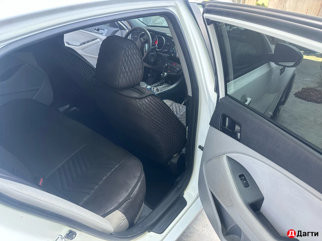 Kia Optima, 2012 года