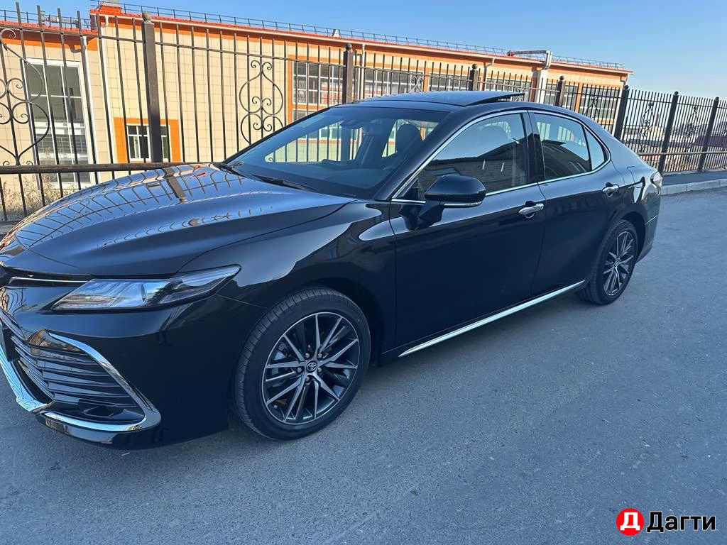 Toyota Camry, 2023 года