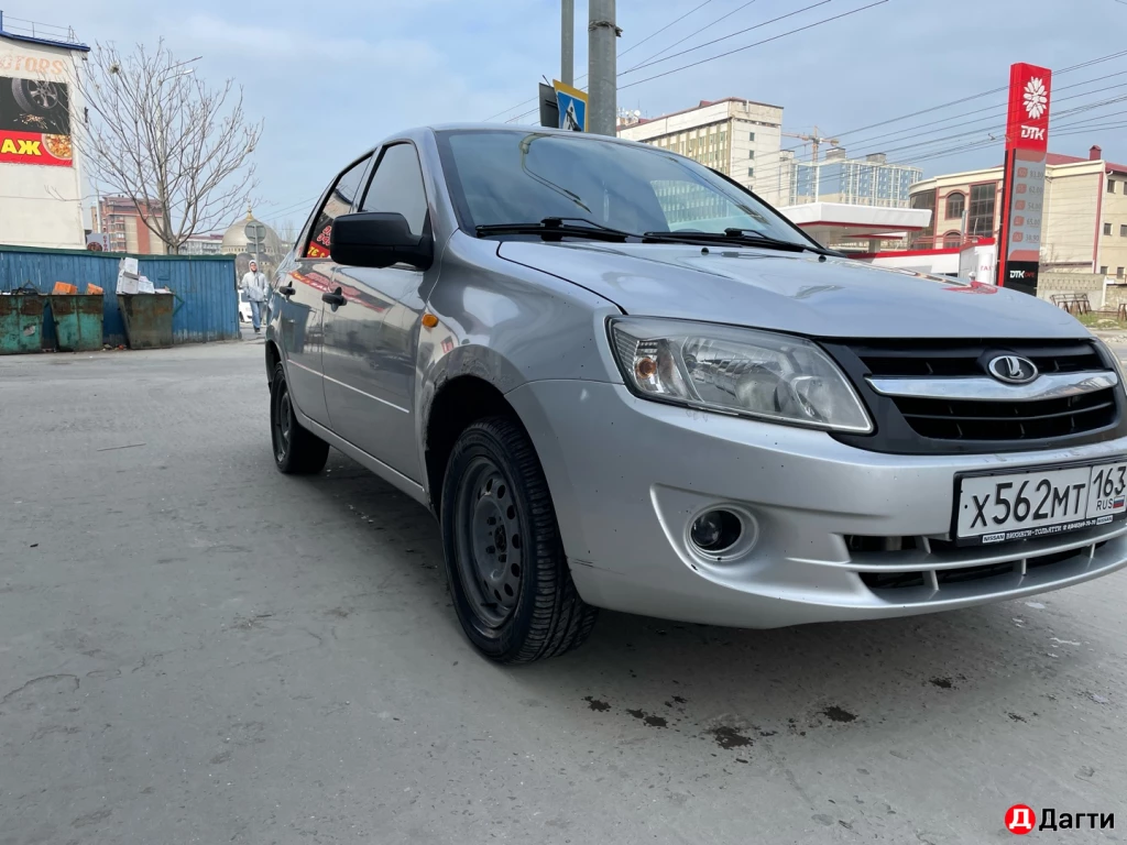 LADA (ВАЗ) Granta, 2013 года