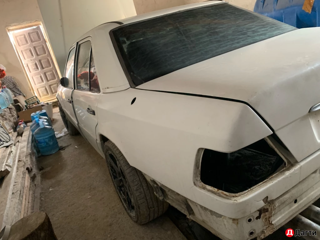 Mercedes-Benz W124, 1994 года