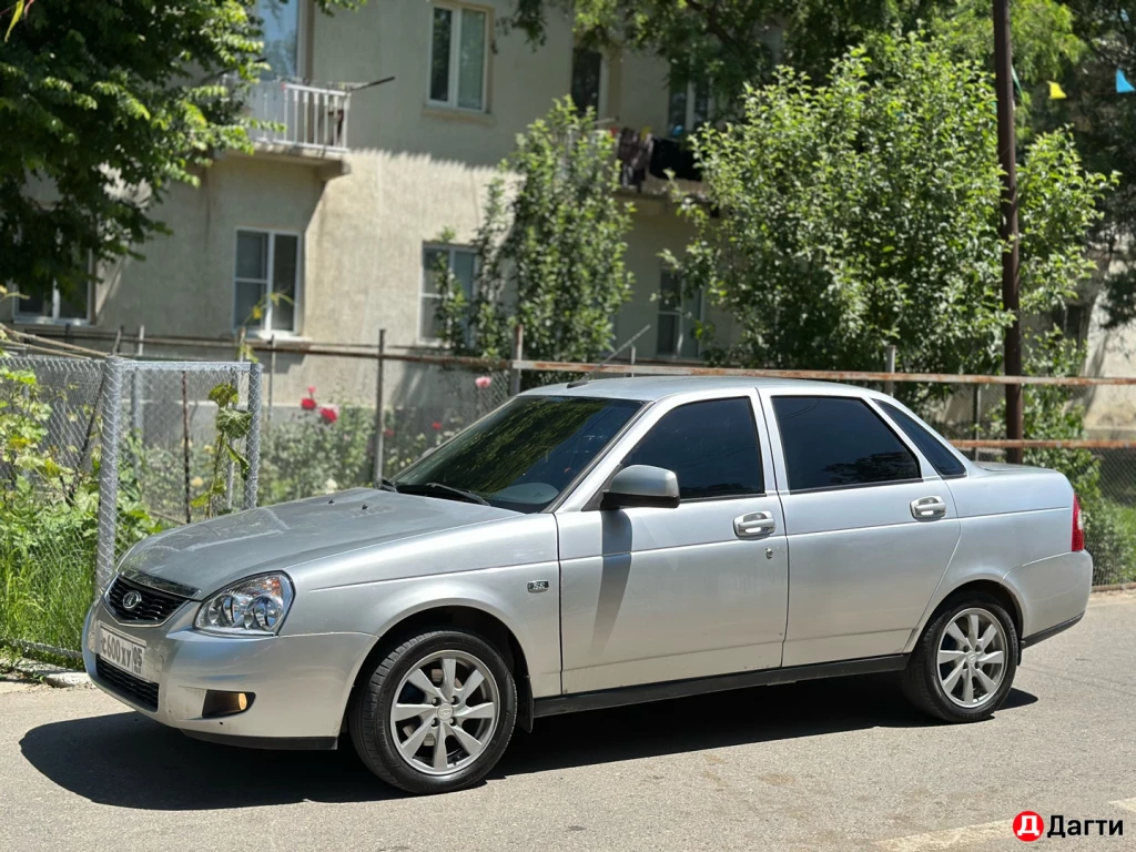 LADA (ВАЗ) Priora, 2012 года