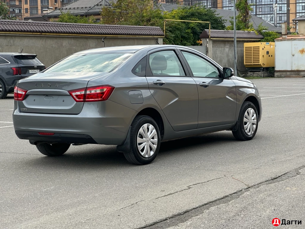 LADA (ВАЗ) Vesta, 2018 года