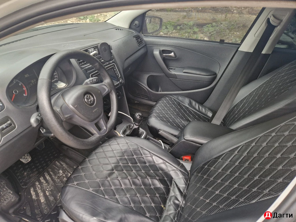 Volkswagen Polo, 2017 года