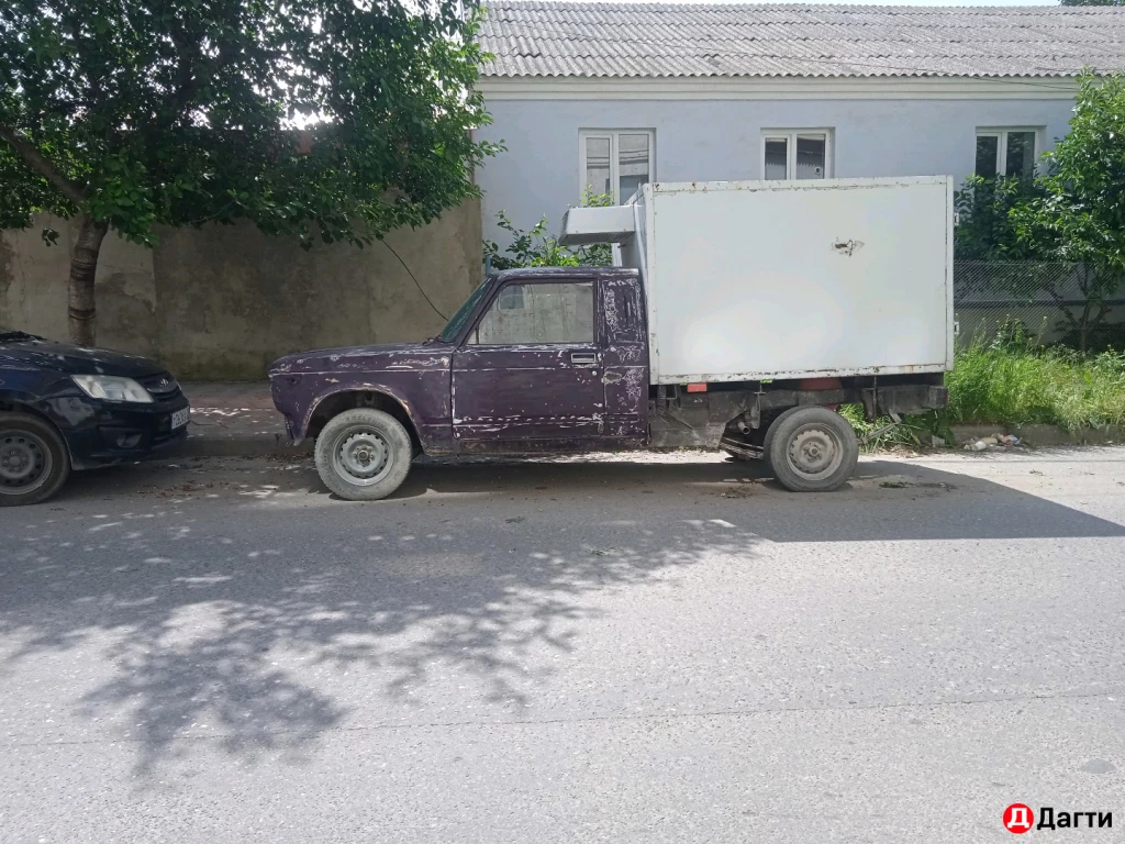 LADA (ВАЗ) 2107, 2003 года
