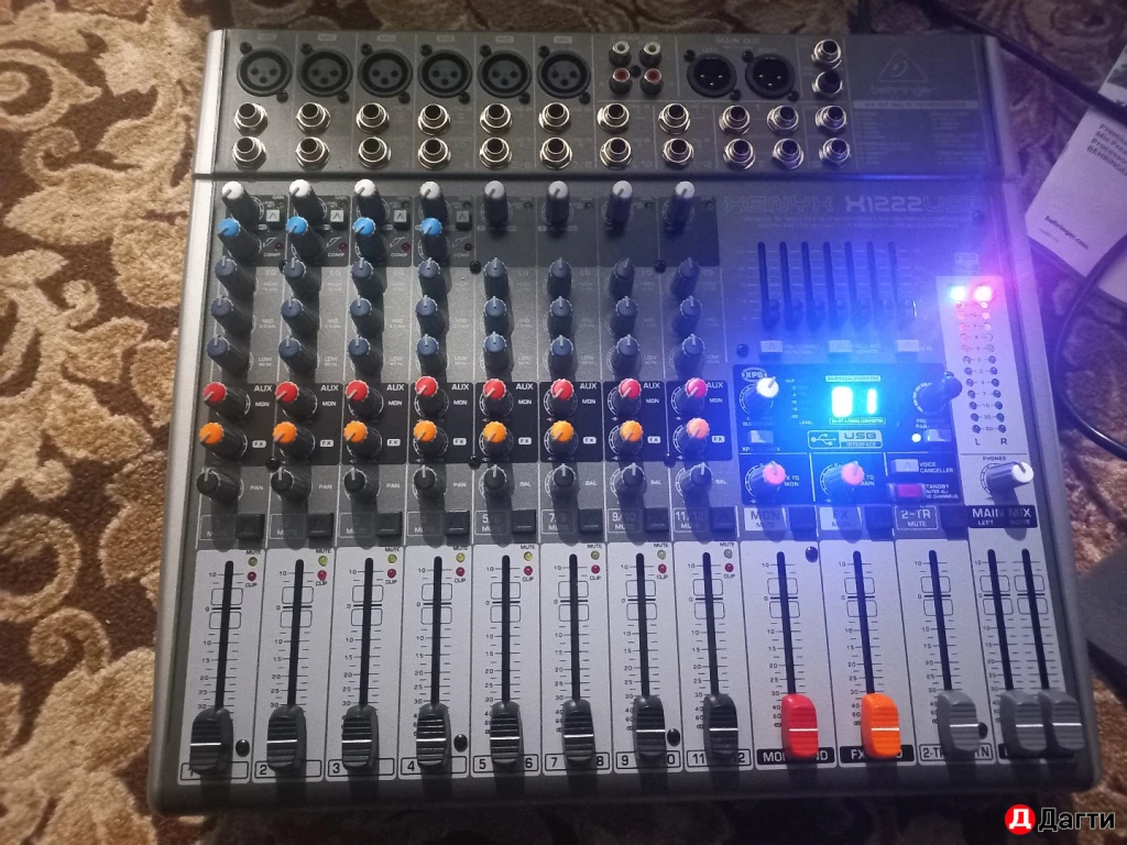 Пульт BEHRINGER X1222USB
