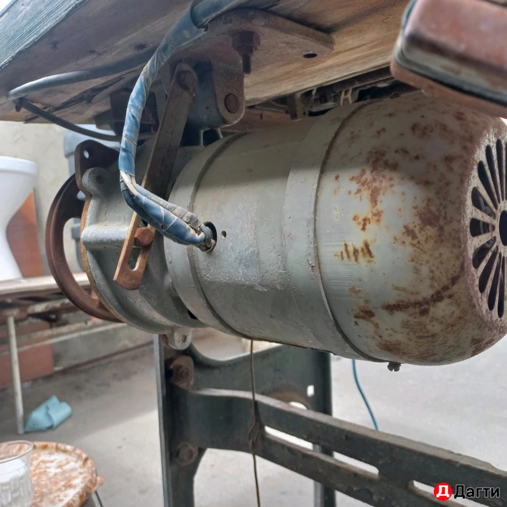 Швейная машинка