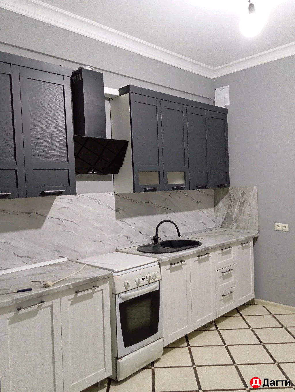 Квартира, 2 комнаты, 75 м²