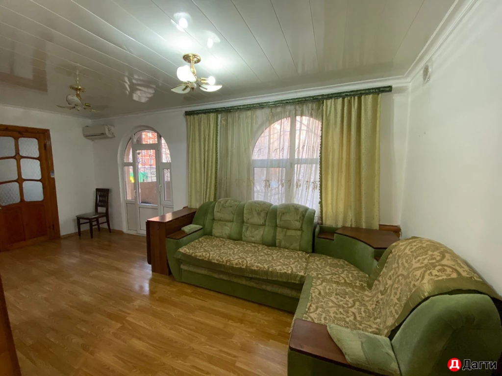 Квартира, 3 комнаты, 75 м², Агент