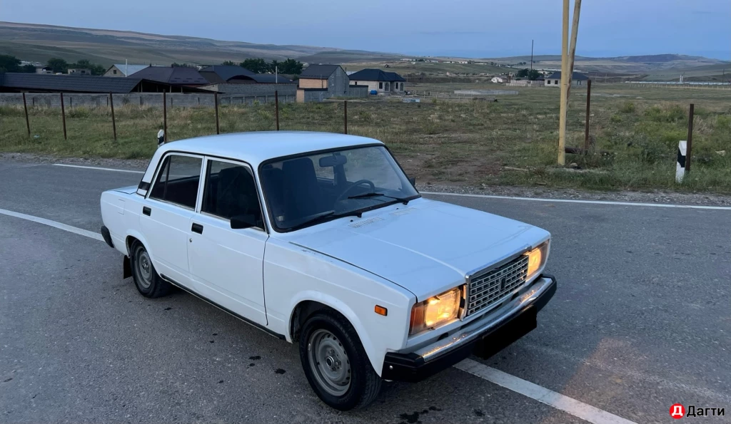 LADA (ВАЗ) 2107, 2004 года