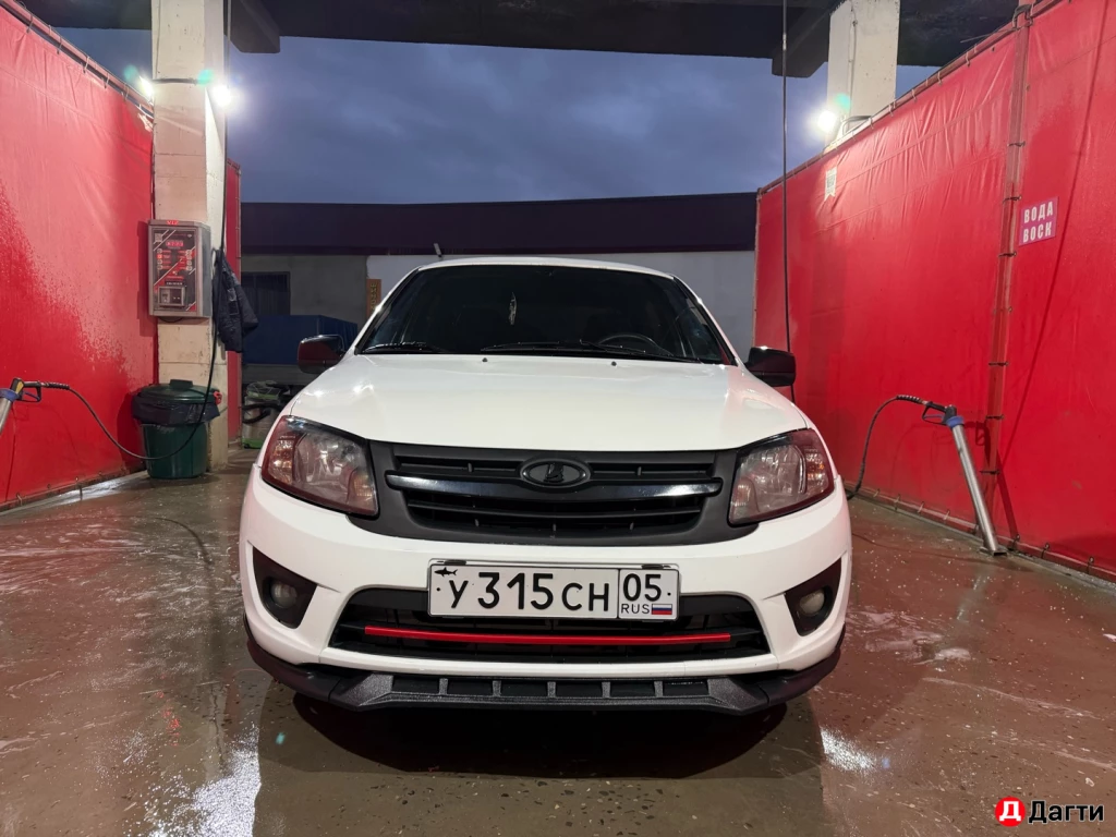 LADA (ВАЗ) Granta, 2012 года