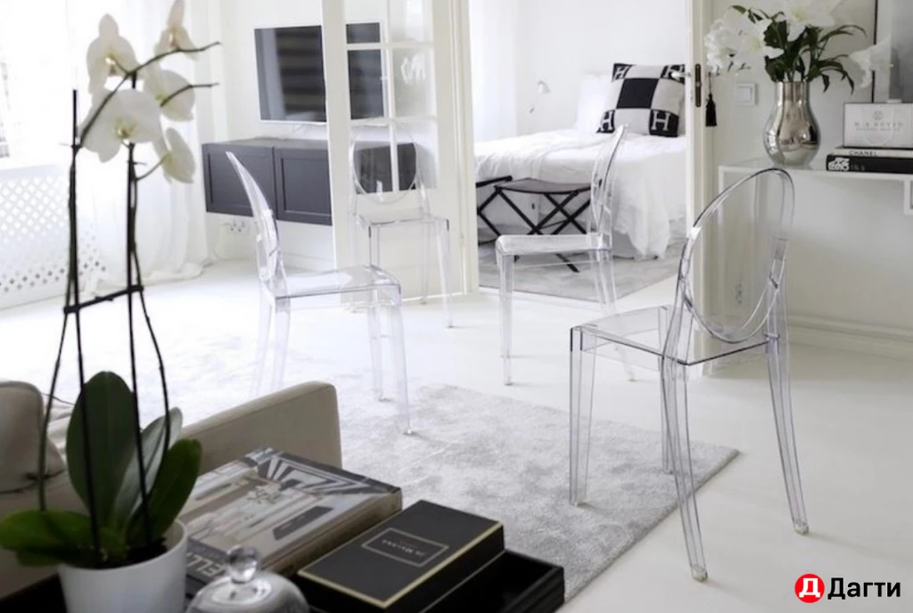 Стулья дизайнерские, прозрачные