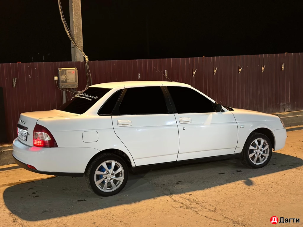 LADA (ВАЗ) Priora, 2012 года