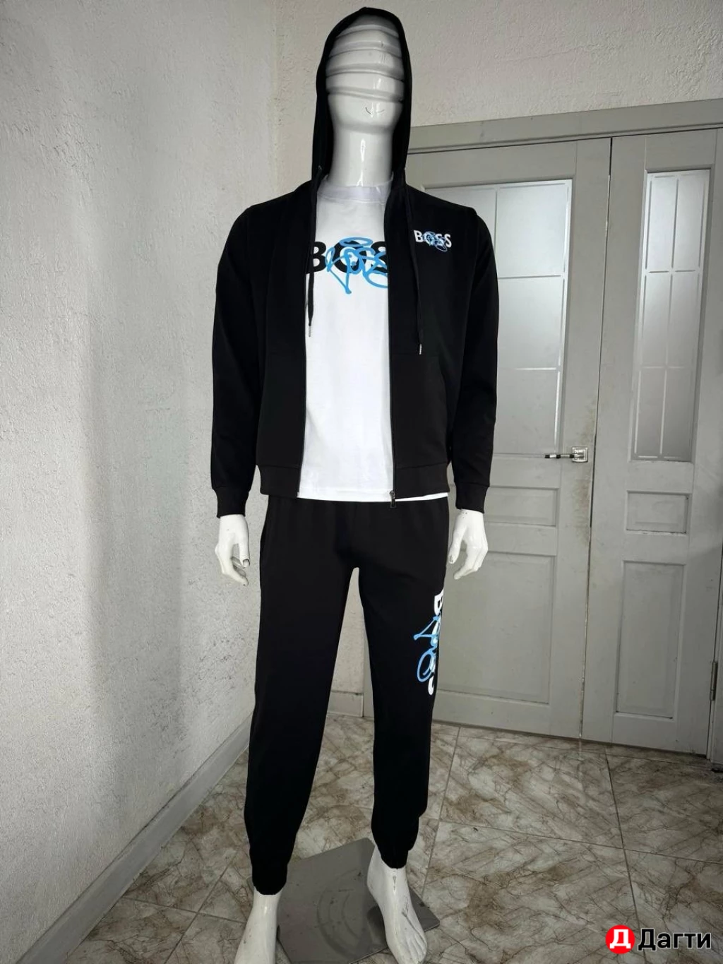 Костюмы от бренда Boss