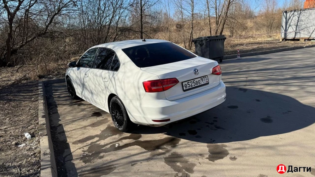Volkswagen Jetta, 2015 года