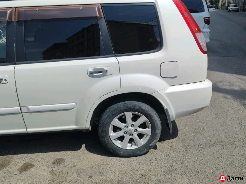 Nissan X-Trail, 2005 года