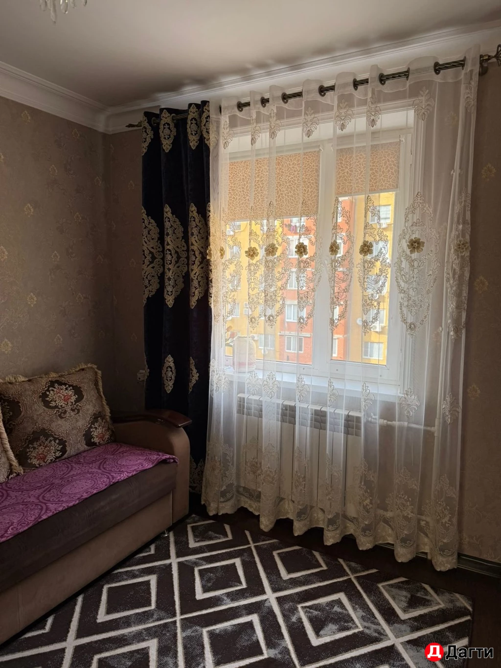 Квартира, 3 комнаты, 75 м²