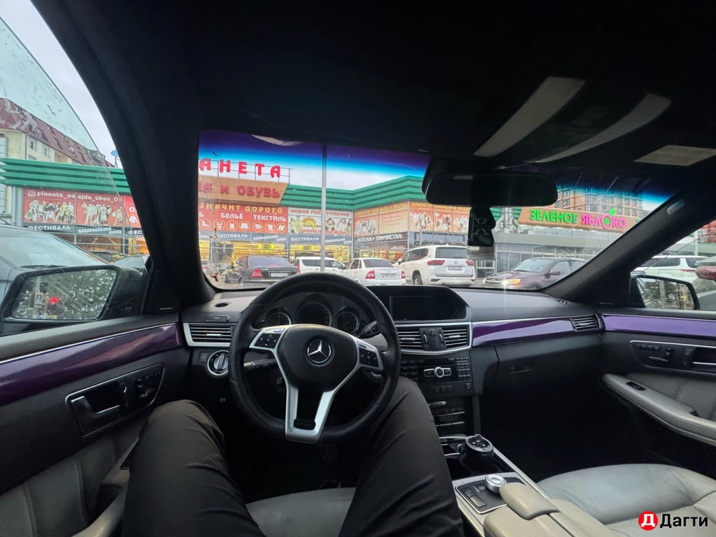 Mercedes-Benz E-Класс AMG, 2011 года