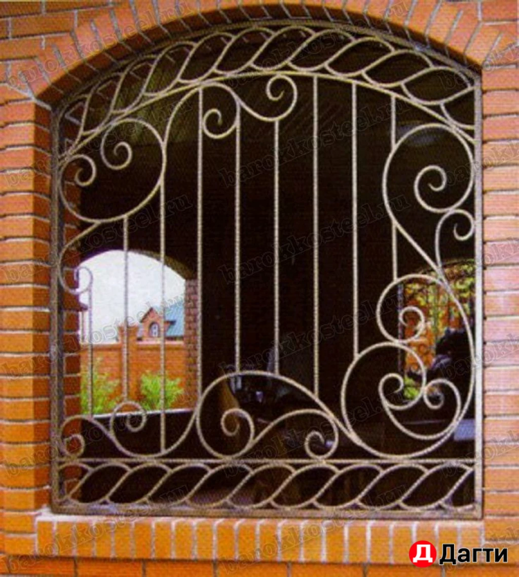 Окна обрамленные ковкой