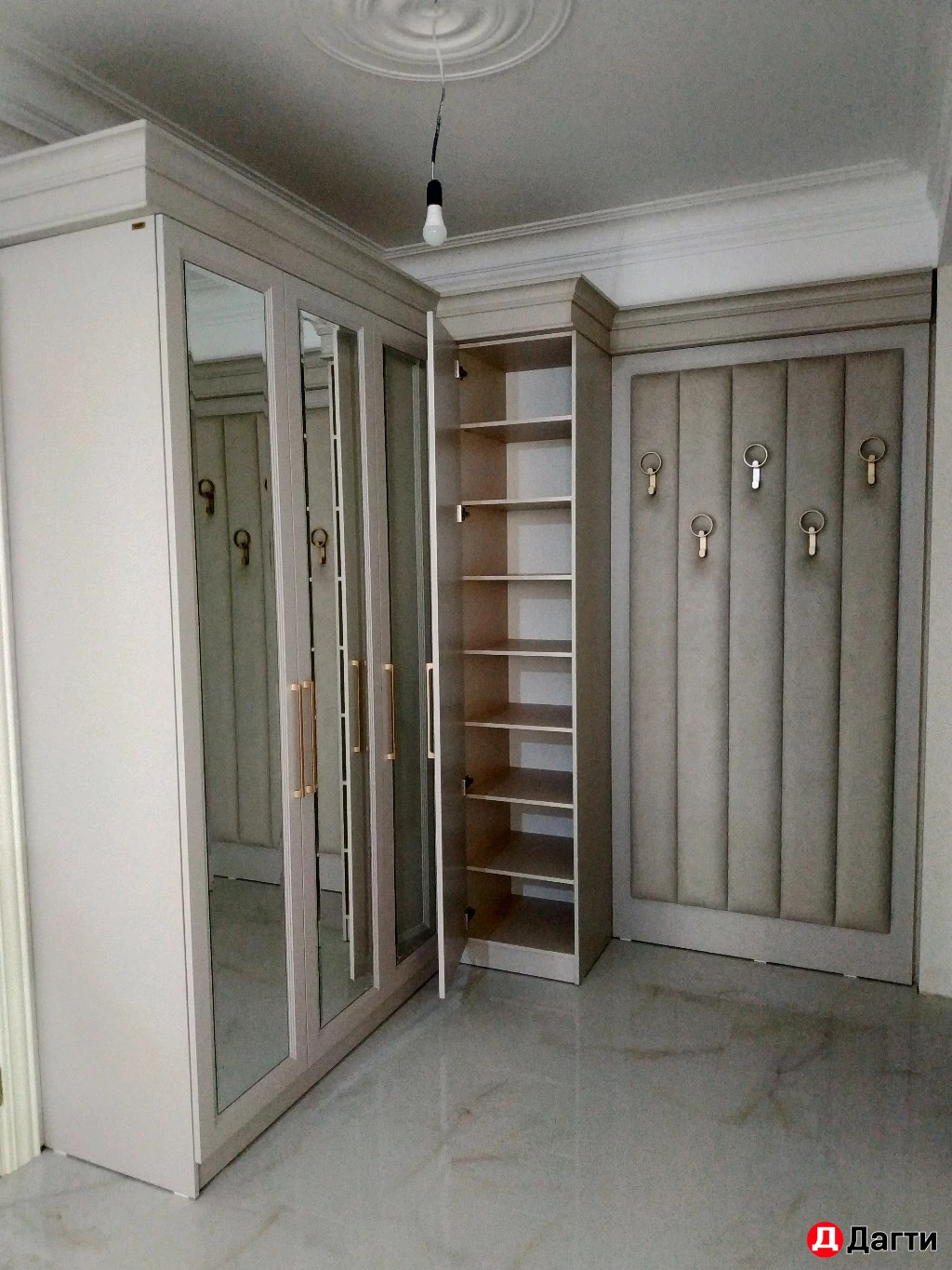 Сборщик мебели.