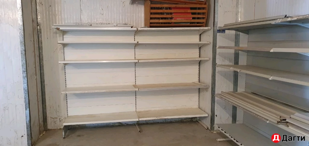 Железные стеллажи для магазина.