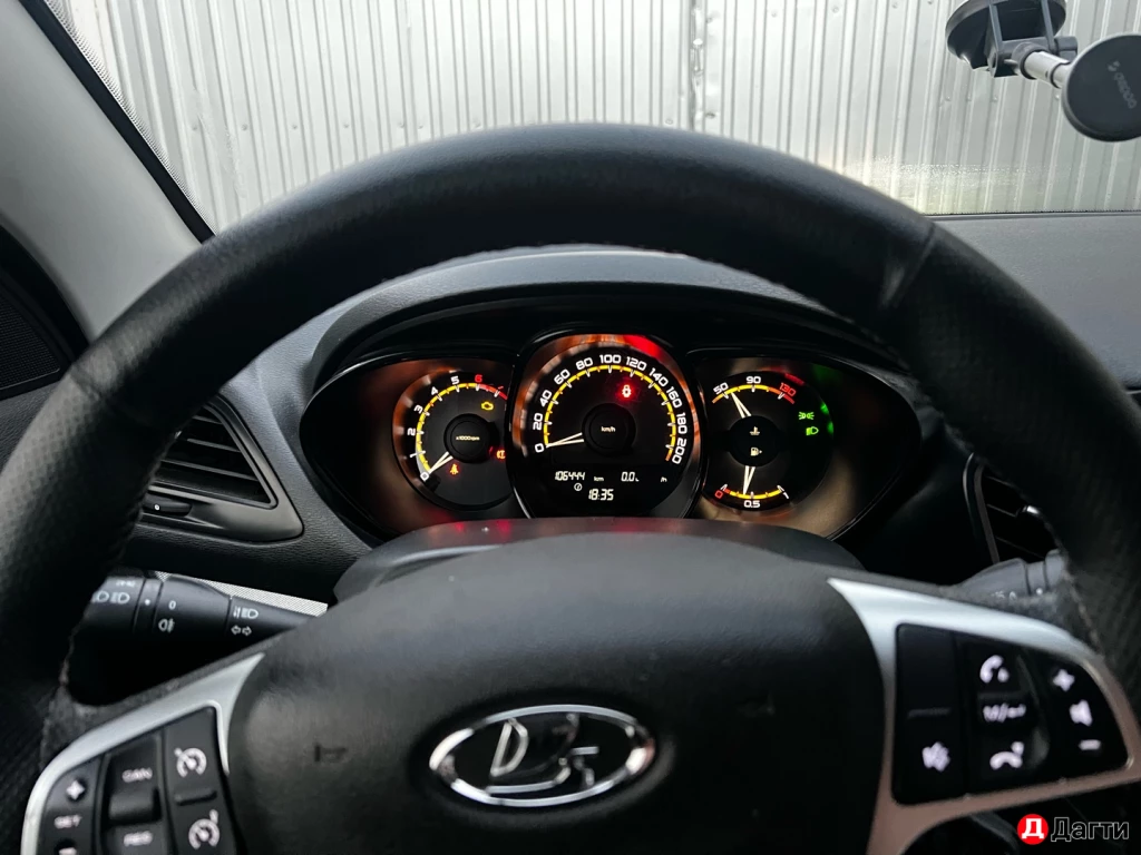 LADA (ВАЗ) Vesta, 2019 года