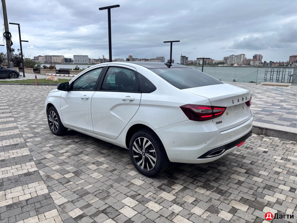 LADA (ВАЗ) Vesta, 25 года