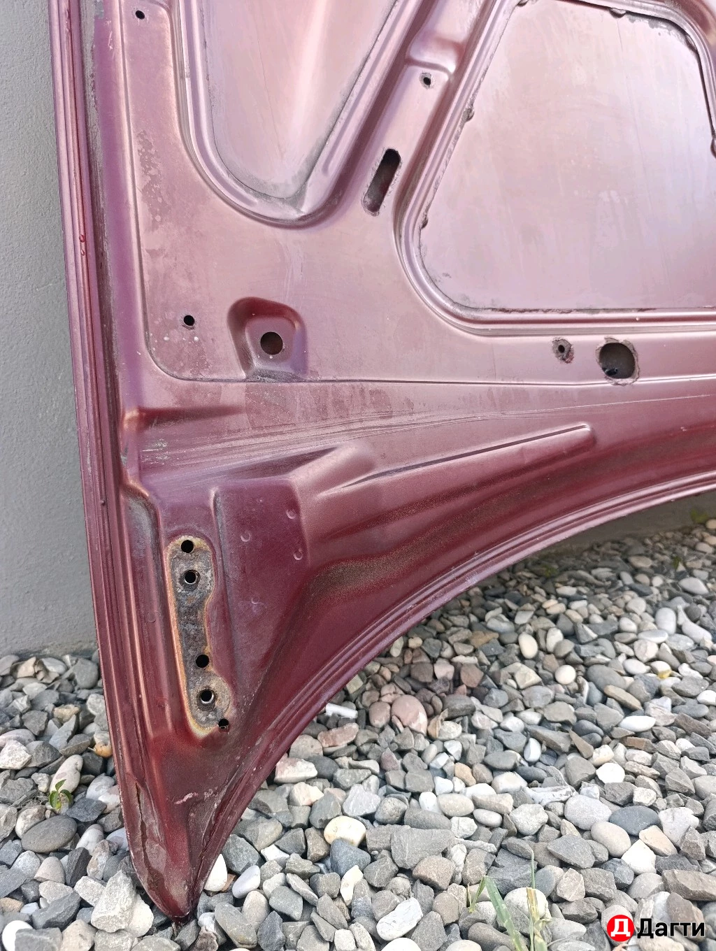 Капот на Chevrolet Lanos