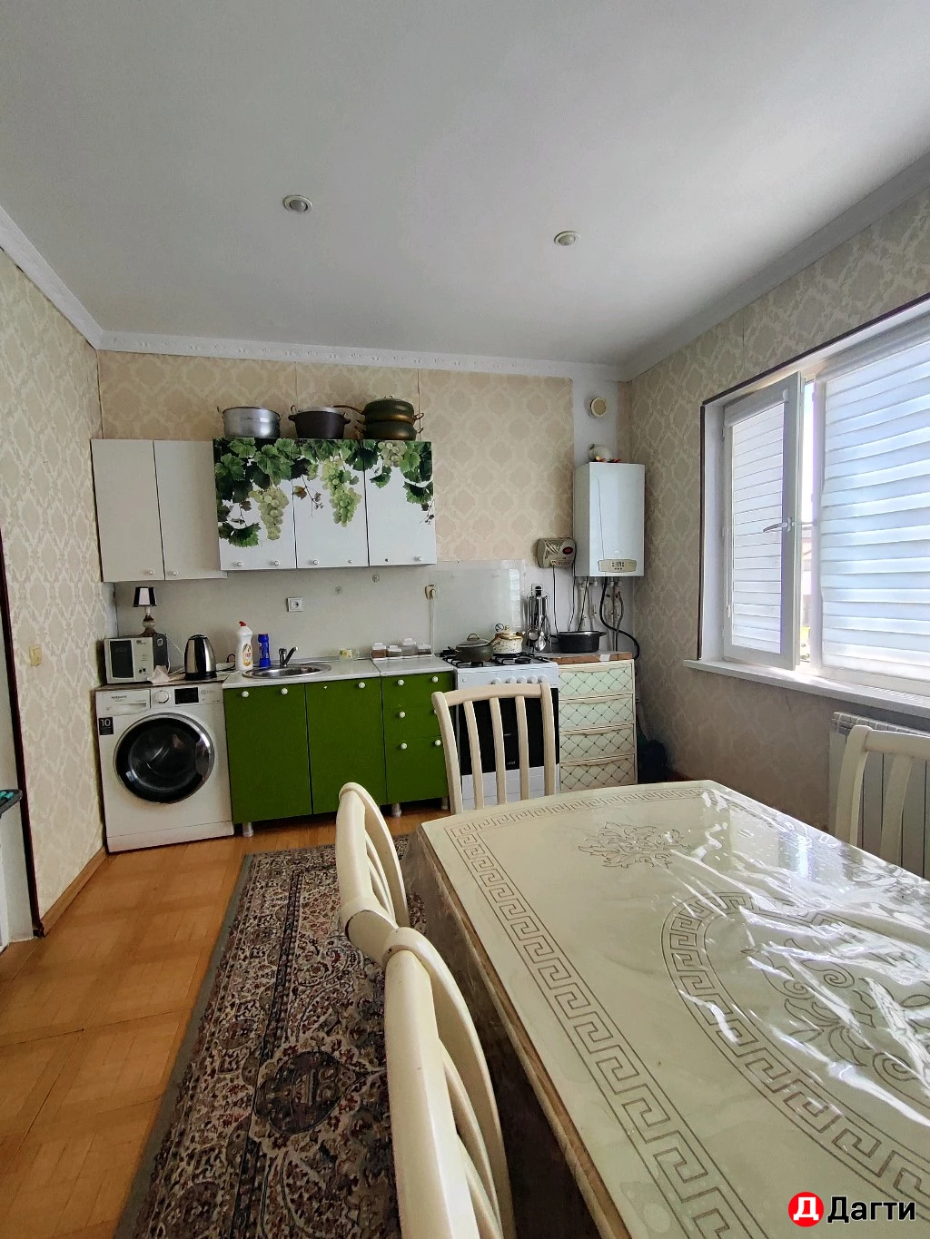 Квартира, 2 комнаты, 64 м², Агент