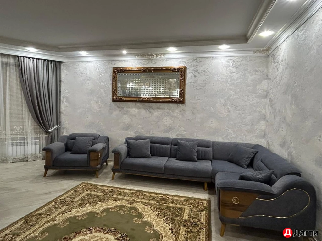 Диван Гуччи