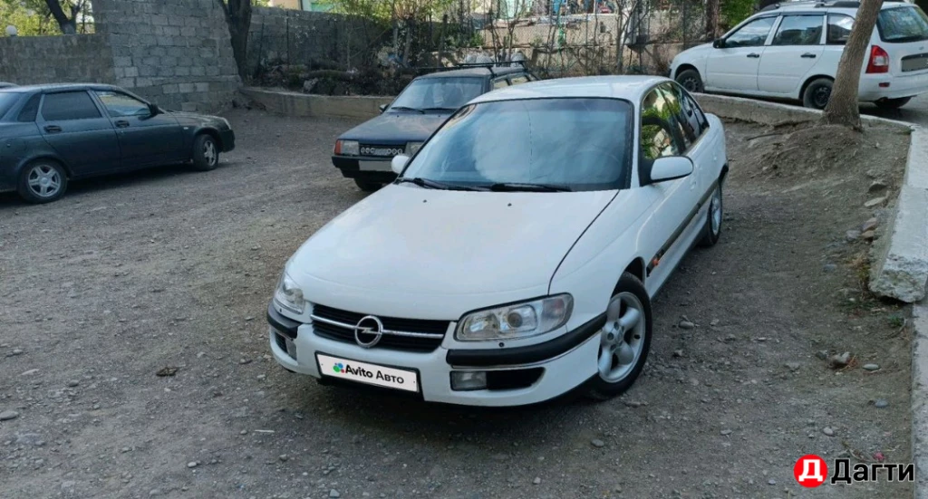 Opel Omega, 1998 года