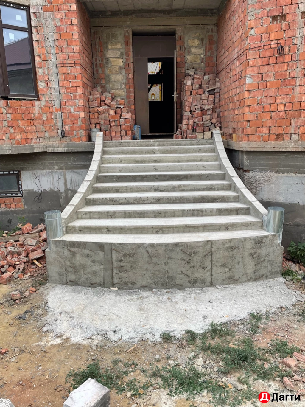 ЗАЛИВКА ЖЕЛЕЗОБЕТОННЫХ ЛЕСТНИЦ