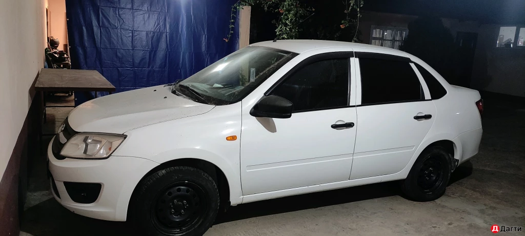 LADA (ВАЗ) Granta, 2015 года