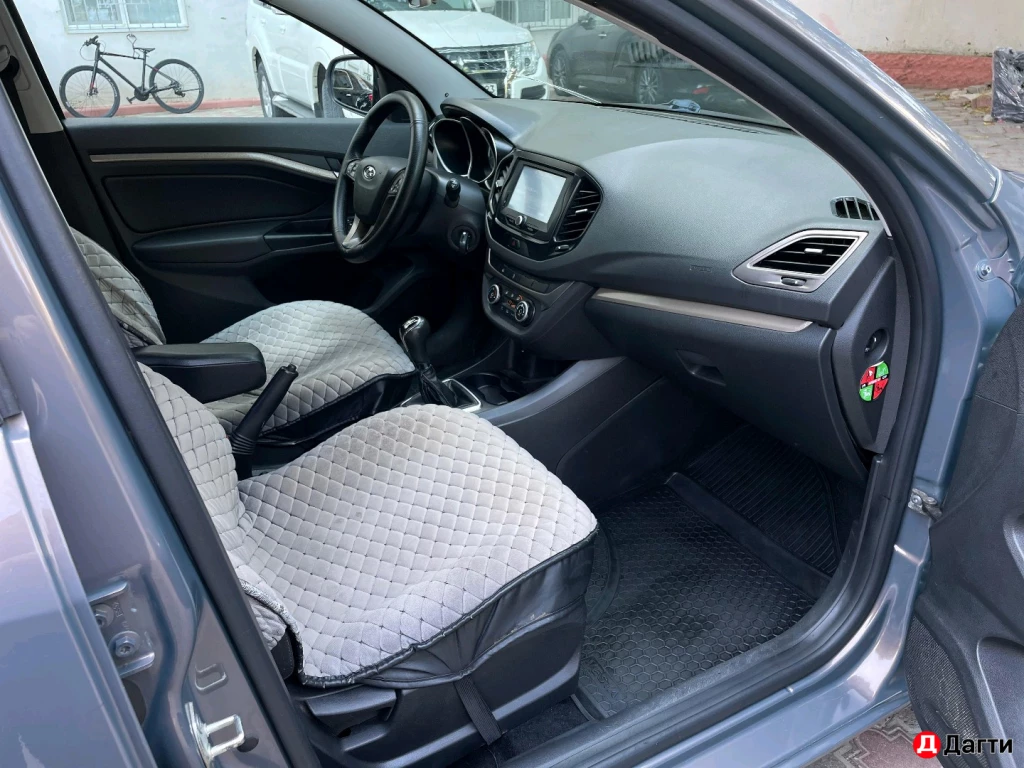 LADA (ВАЗ) Vesta, 2017 года