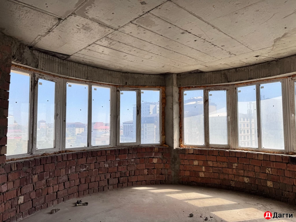 Квартира, 3 комнаты, 147 м², Агент