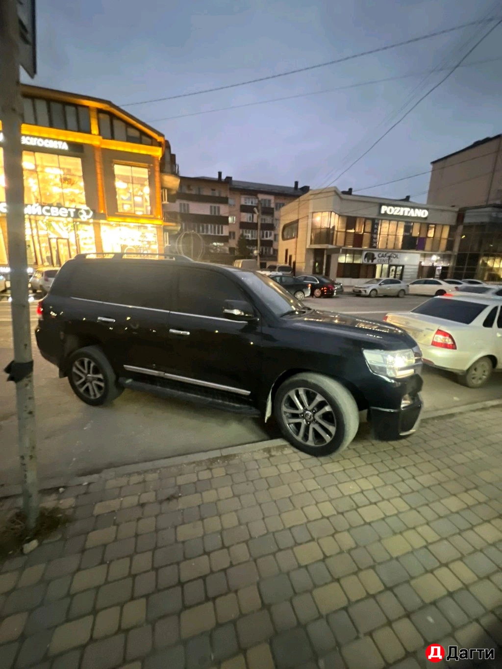 Заказ джипа Тойота Ленд Крузер 200