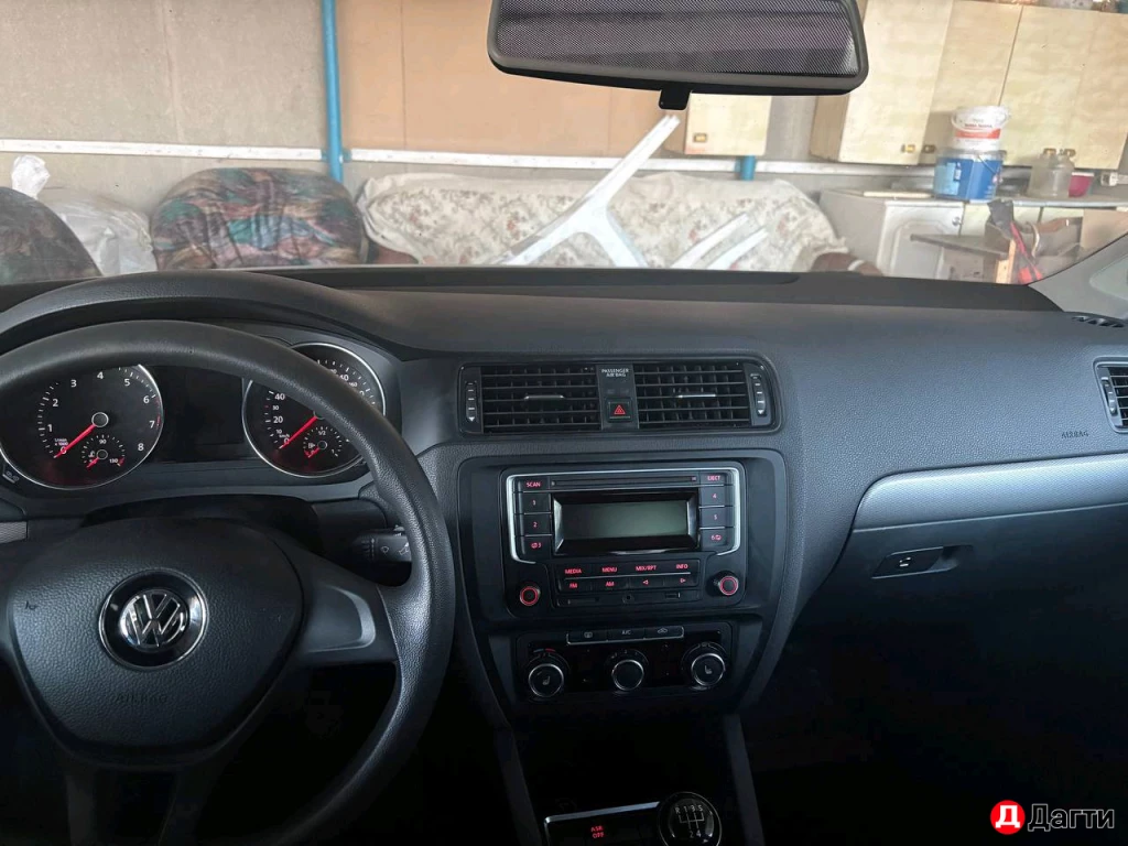 Volkswagen Jetta, 2015 года