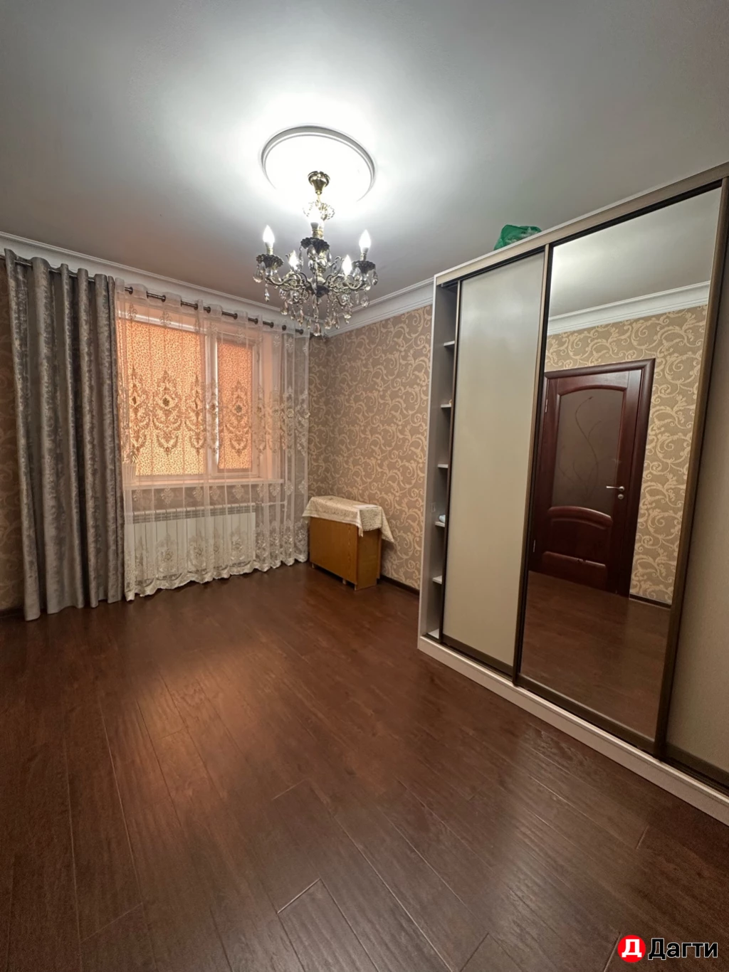 Квартира, 3 комнаты, 75 м²
