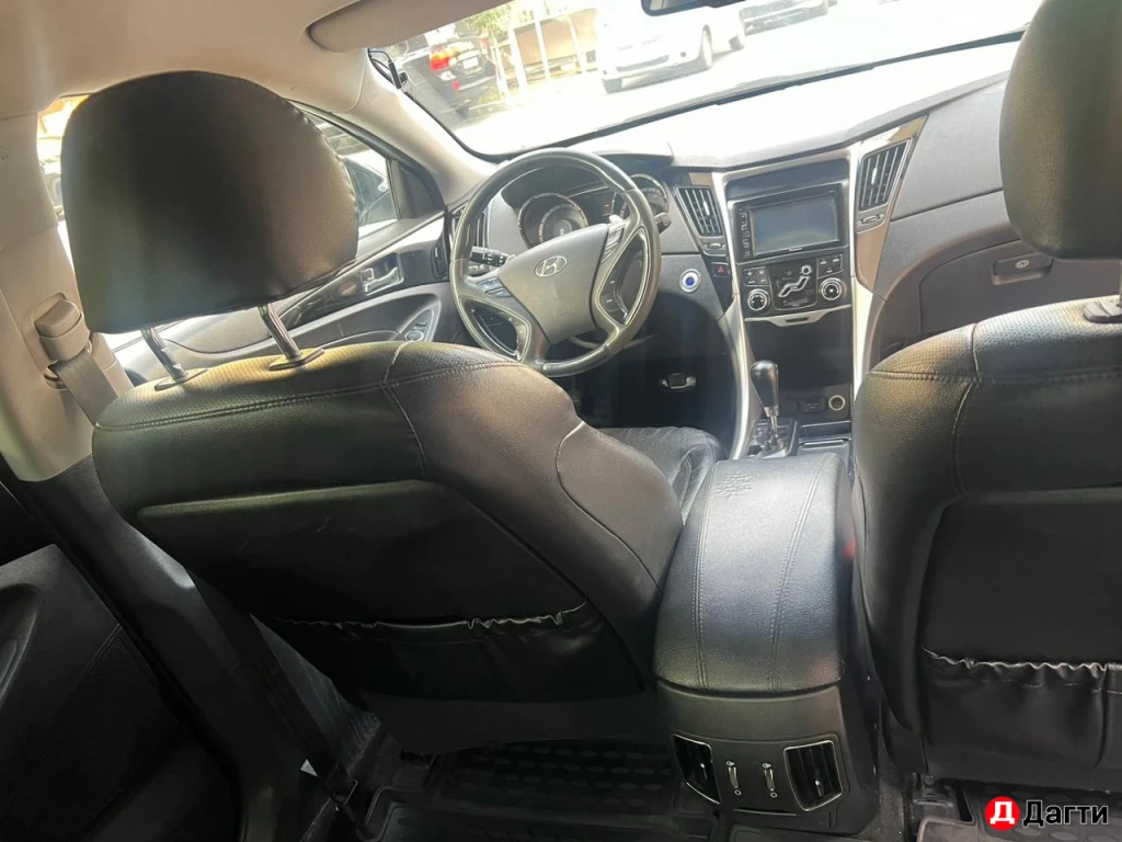 Hyundai Sonata, 2012 года