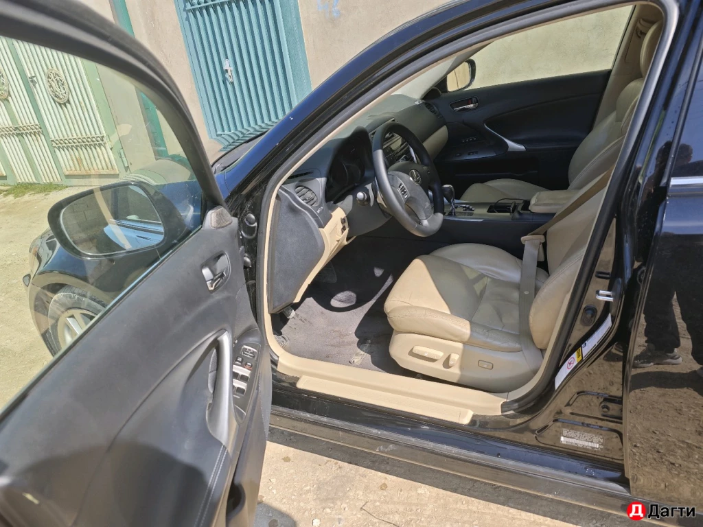 Lexus IS, 2008 года