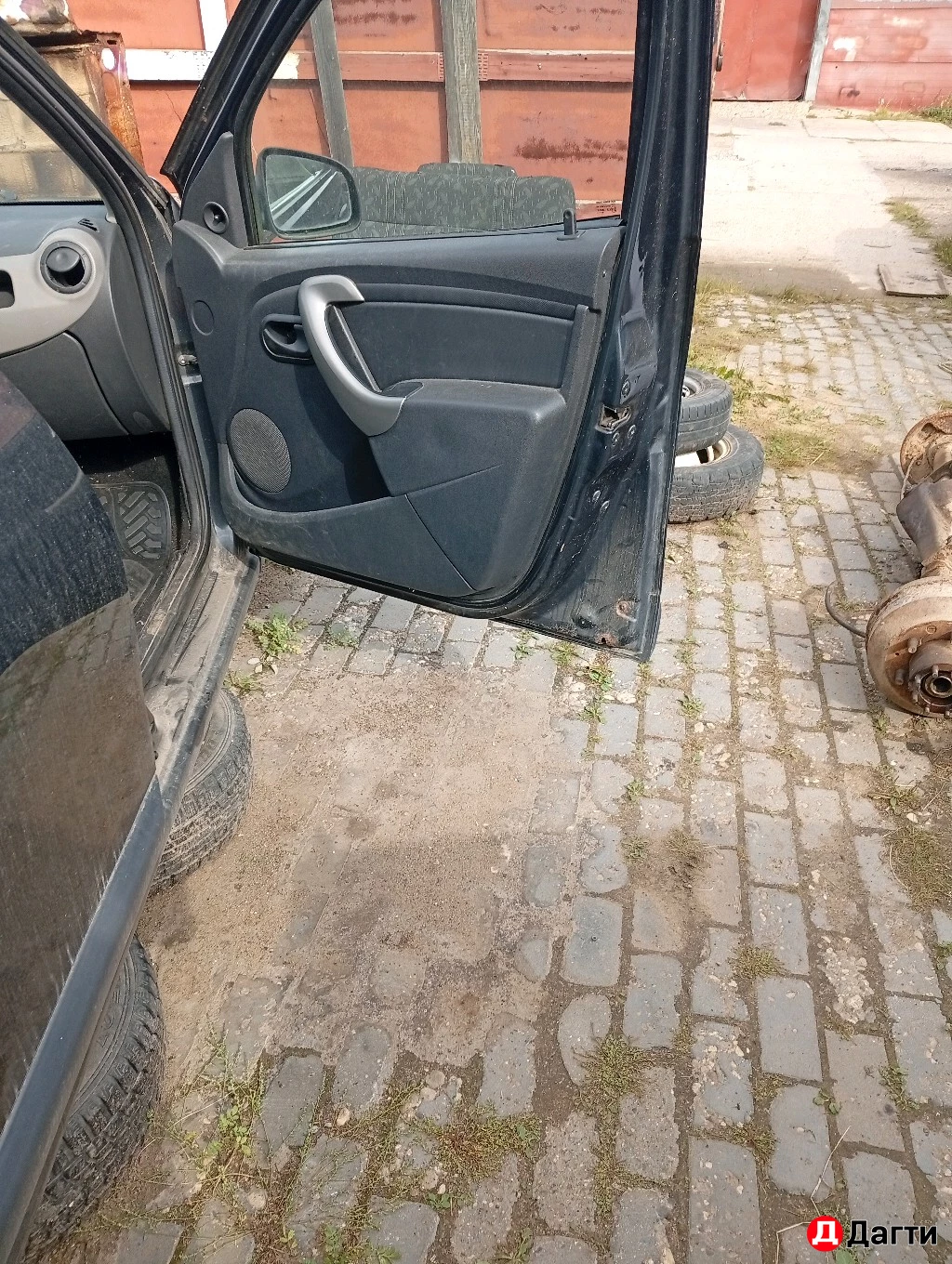 Рено Сандера 1