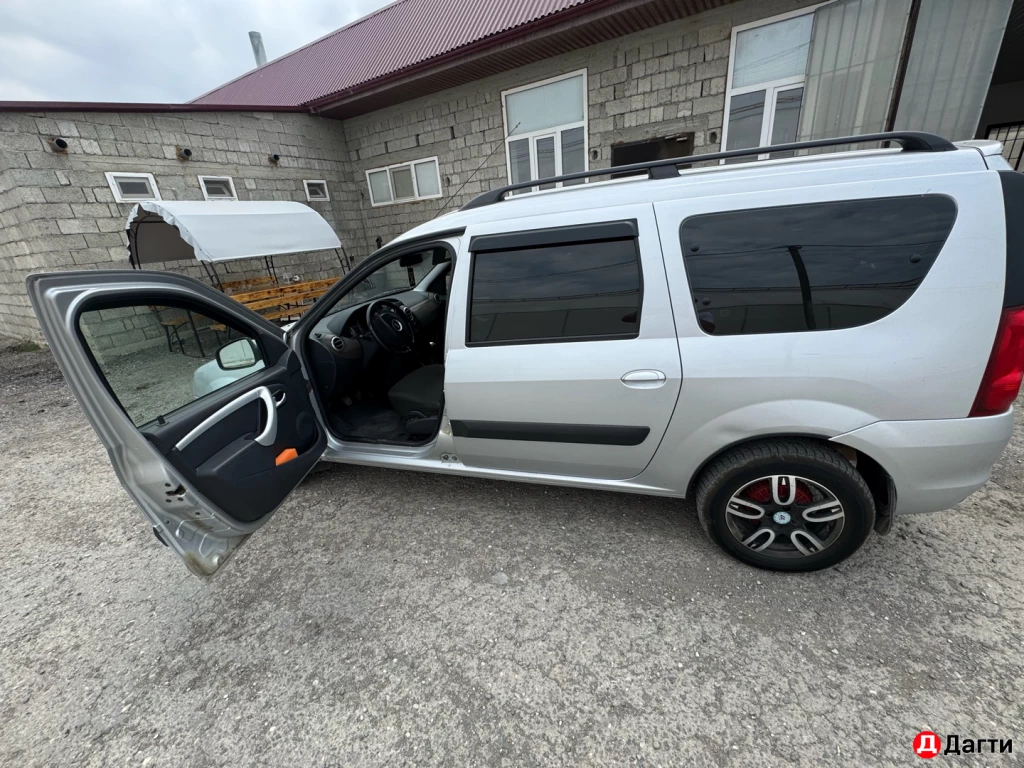 LADA (ВАЗ) Largus, 2017 года