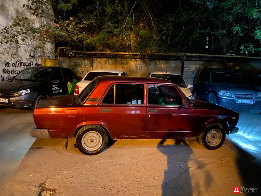 LADA (ВАЗ) 2107, 2011 года