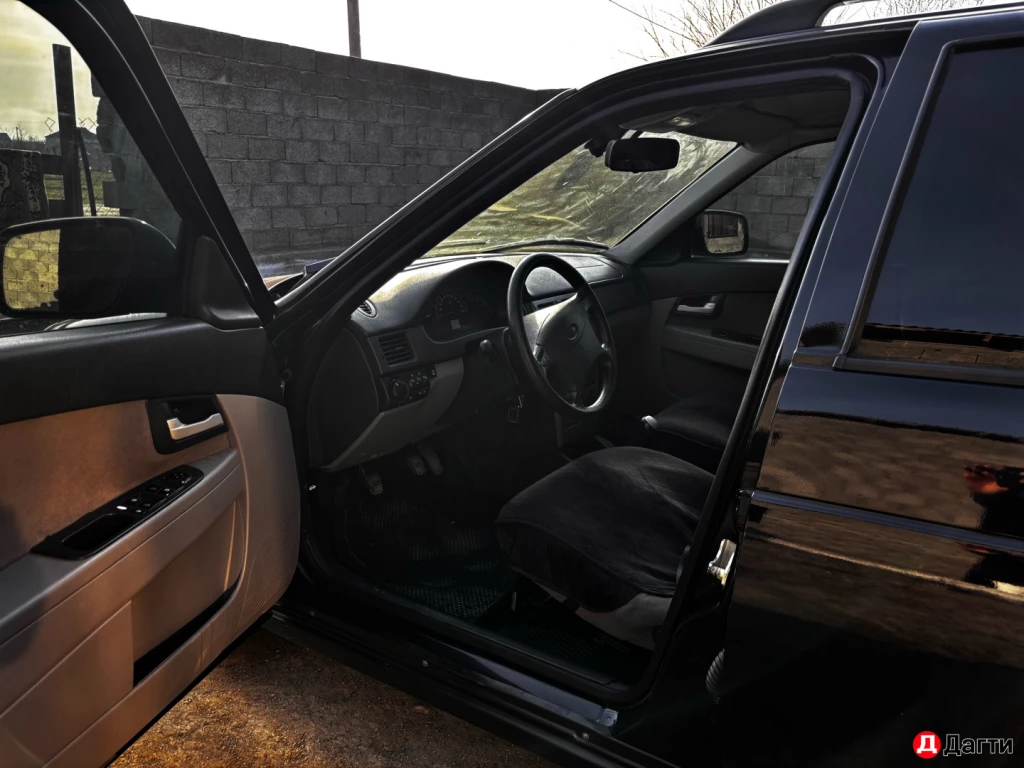 LADA (ВАЗ) Priora, 2011 года