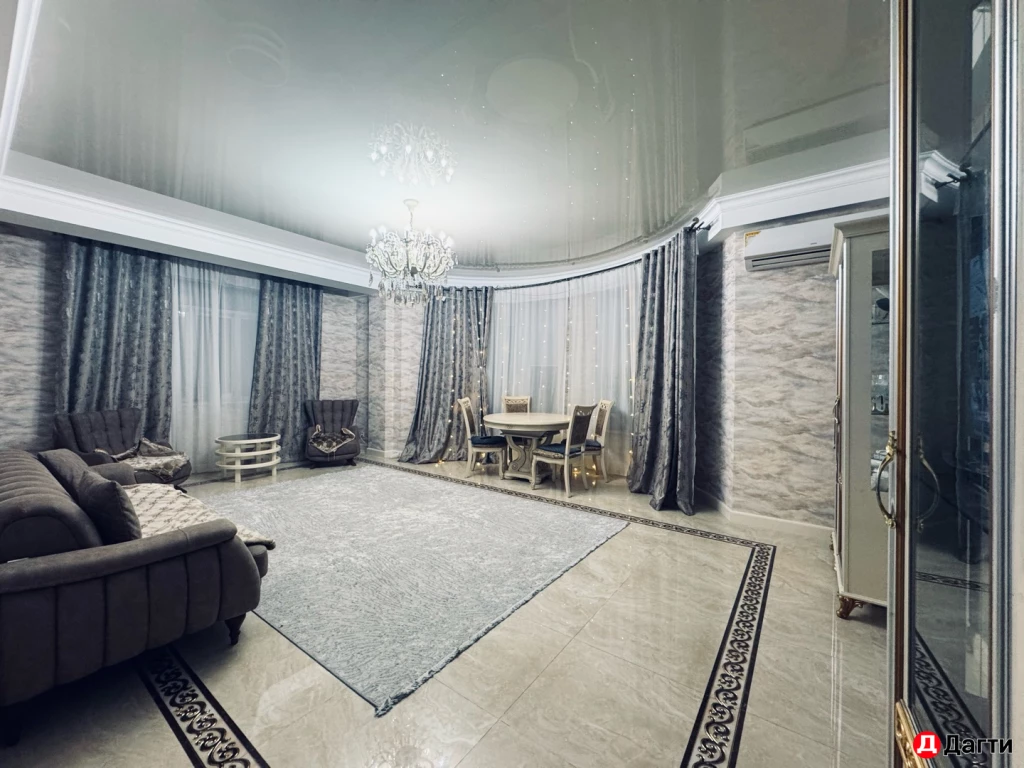 Квартира, 3 комнаты, 120 м², Агент