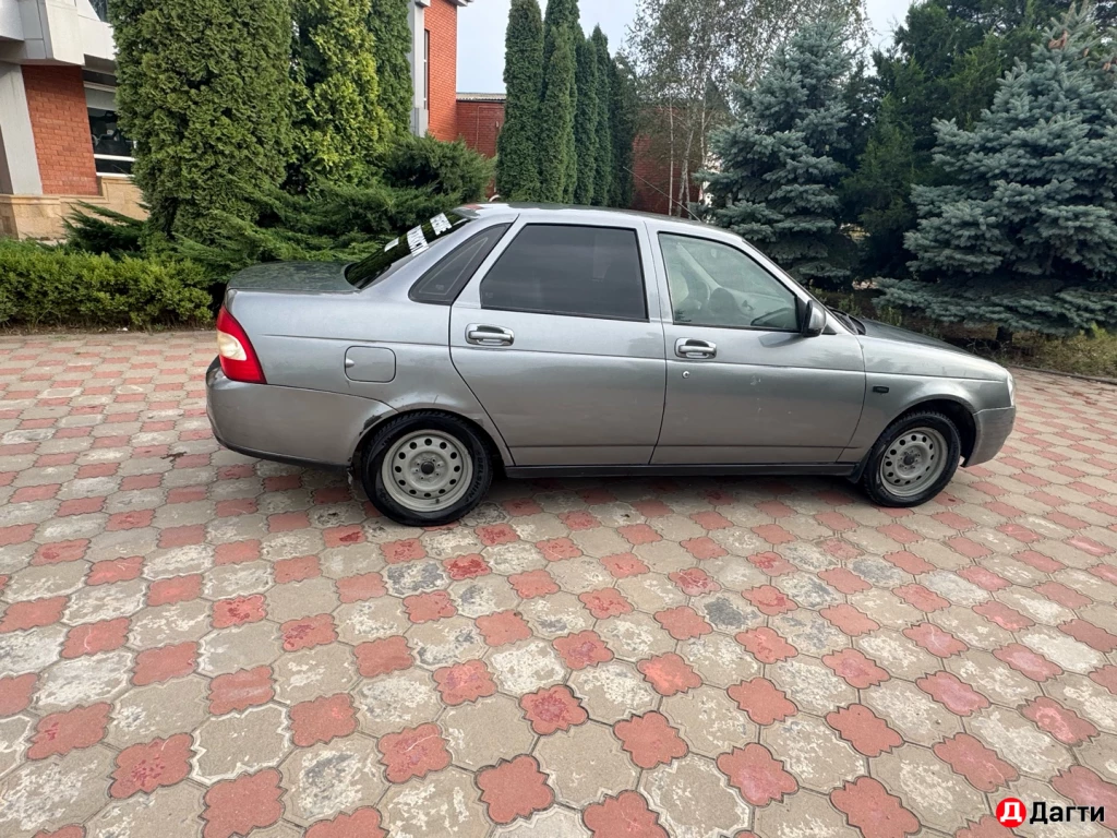 LADA (ВАЗ) Priora, 2012 года