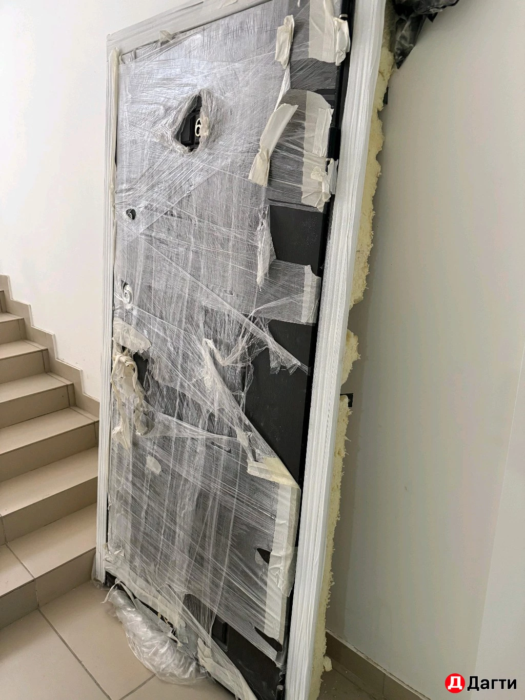 Входная дверь