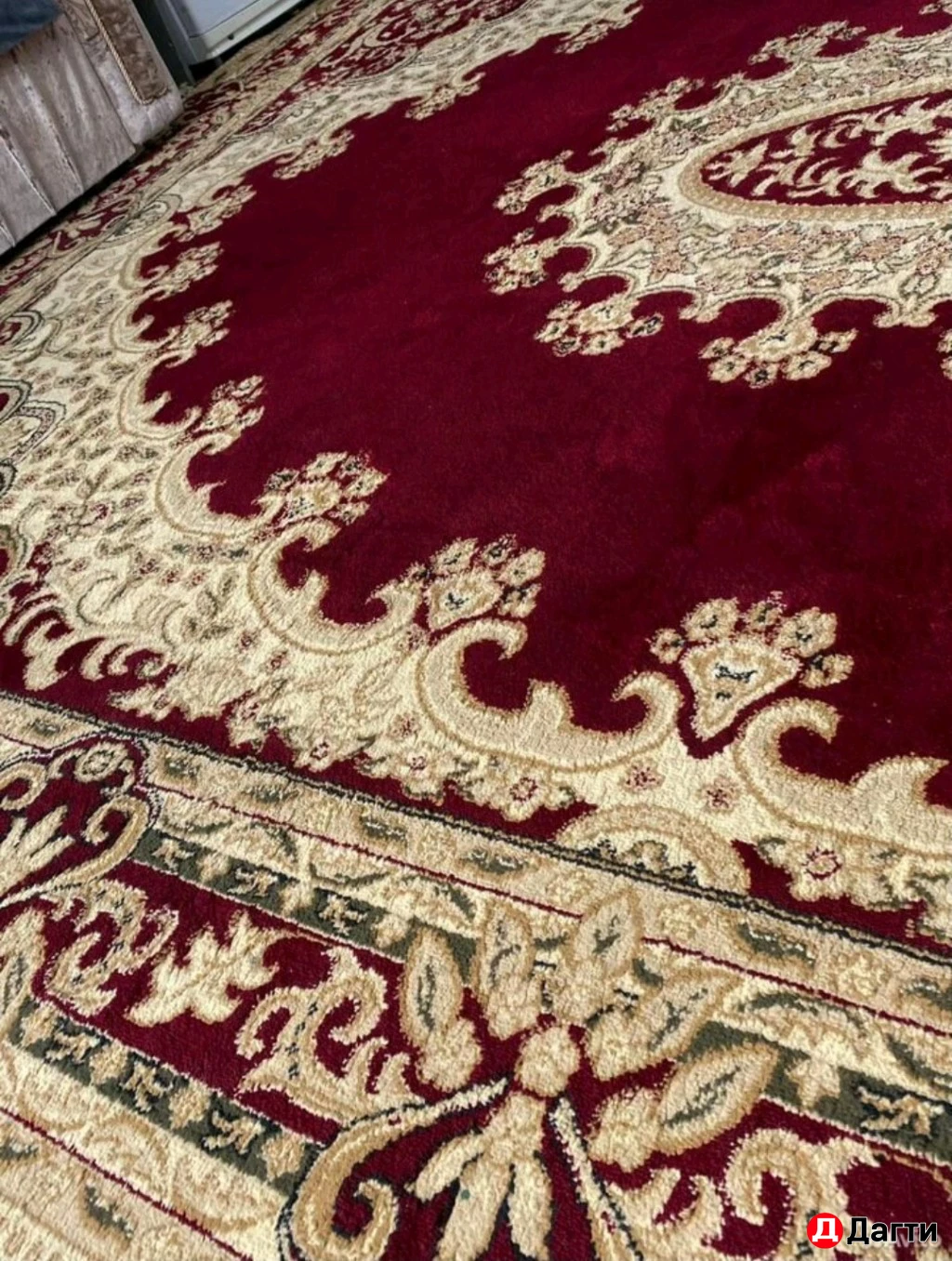 Ковёр полушерстяной